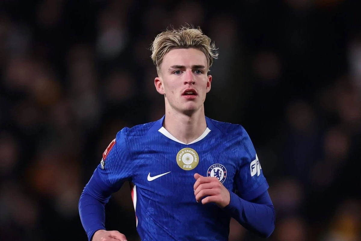 Jesse Derry makes first Chelsea start as McFarlane shuffles the tactical deck